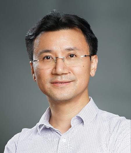 华赟鹏